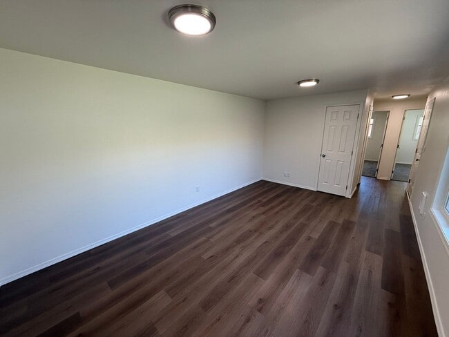Photo - 1505 NW Highland Dr