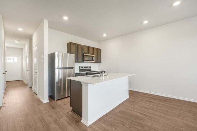 Photo - 312 Arbor Dr