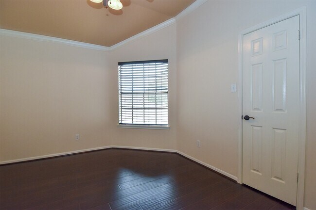 314 Spencers Glen Dr