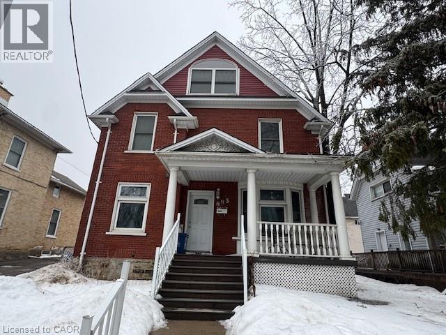 Photo - 683 King St W Unit B
