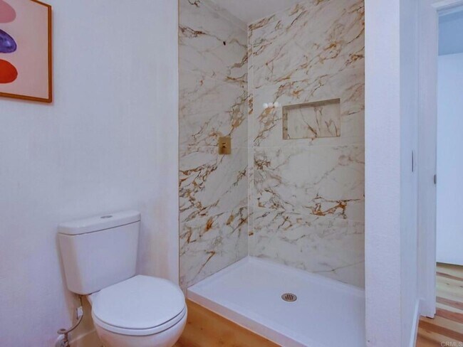 Photo - 1025 Plover Way