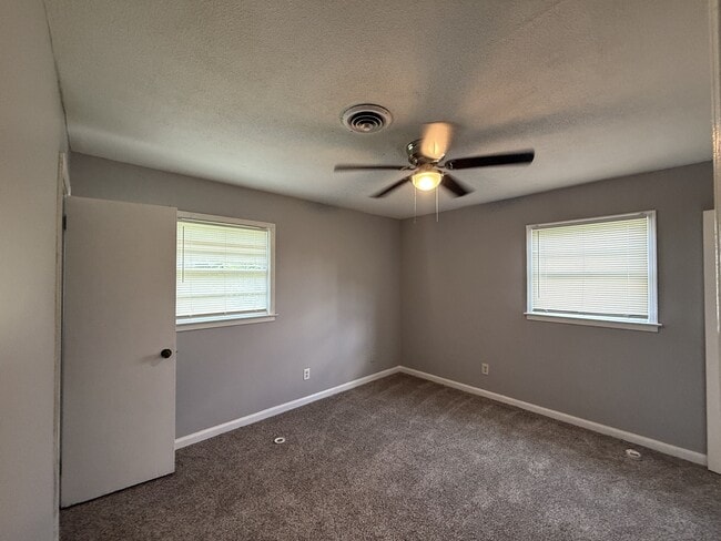Photo - 4426 Narrow Lane Rd