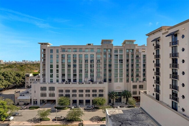 Photo - 301 Altara Ave Unidad 730