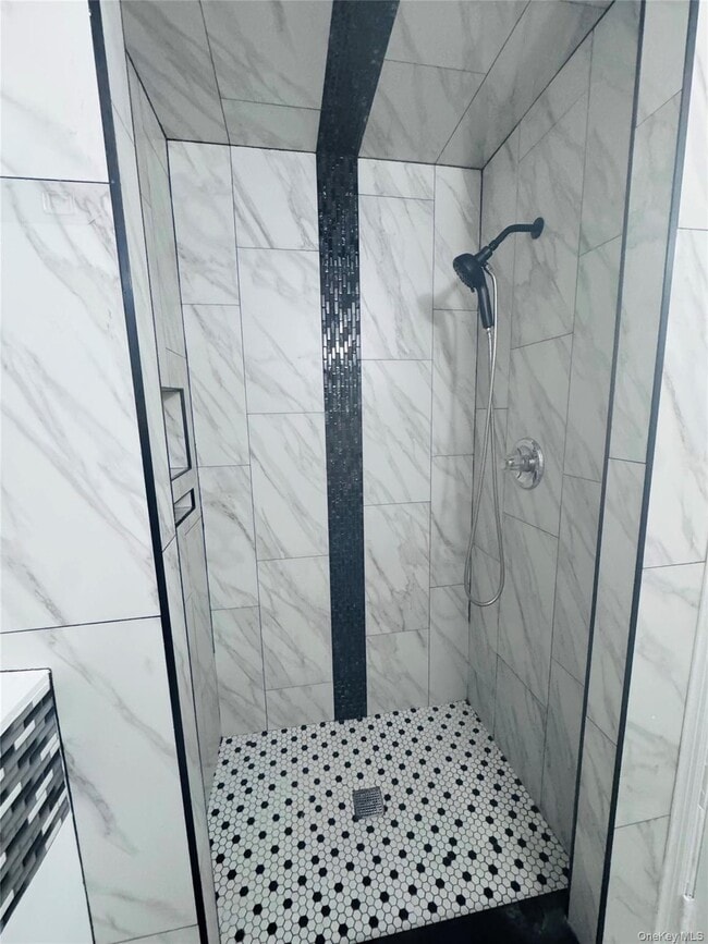 Photo - 87 Ellis Ave