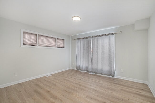 Photo - 801 Glenroy Gilbert Dr