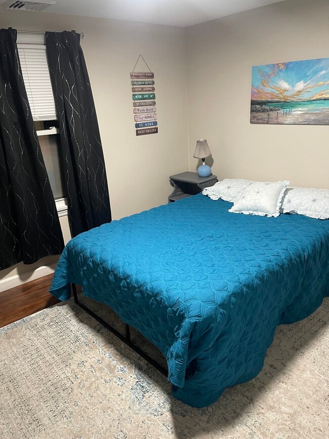 Photo - 779 Southbridge St