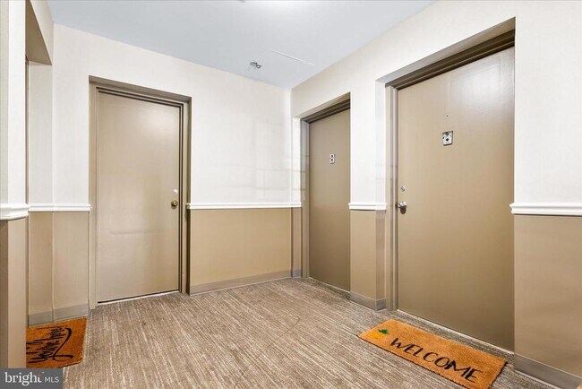 Photo - 10631 Weymouth St Unit 10631