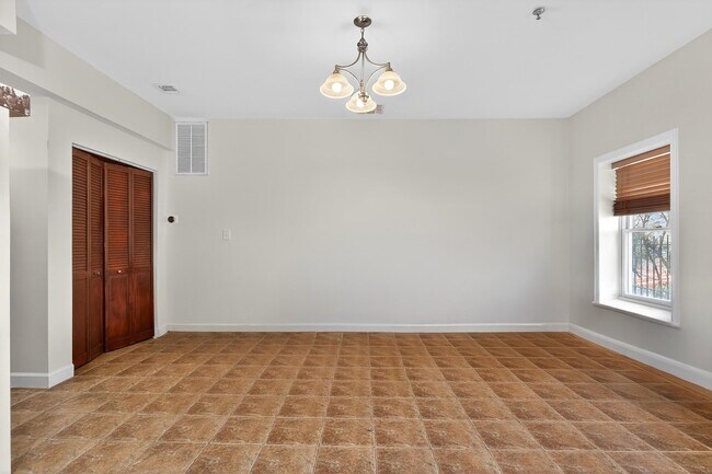 Photo - 620 38th St Unit 400