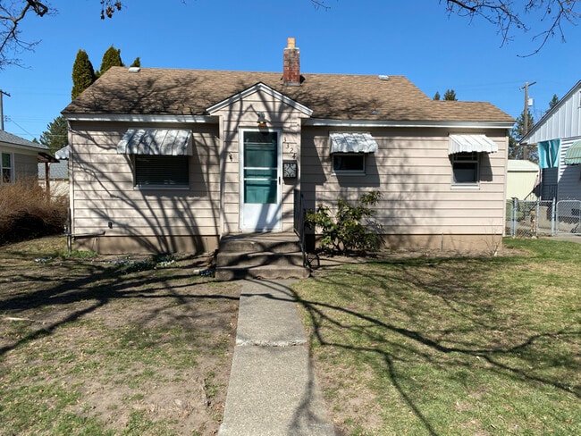 Photo - 3324 W Garland Ave House