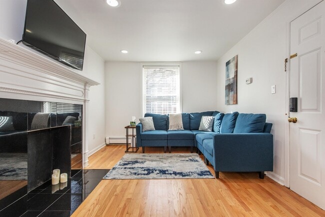 Photo - 146 Sussex St Unit 1