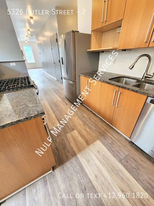 Building Photo - 5326 Butler St Unit 2