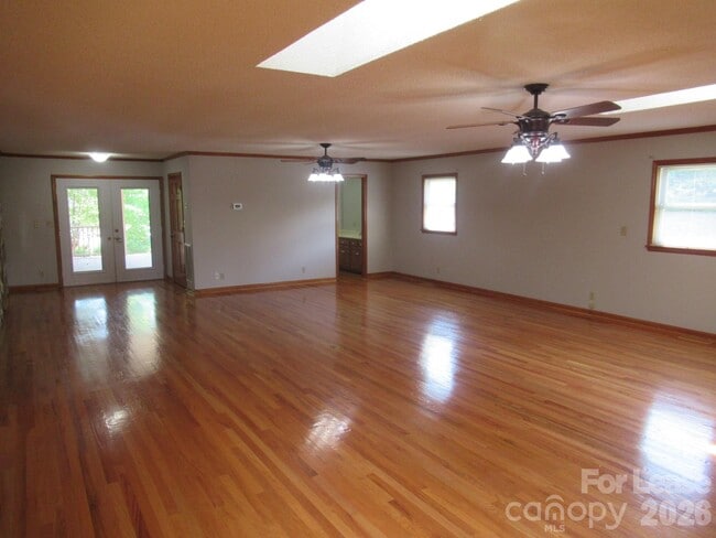 Photo - 7800 Cherry Point Dr