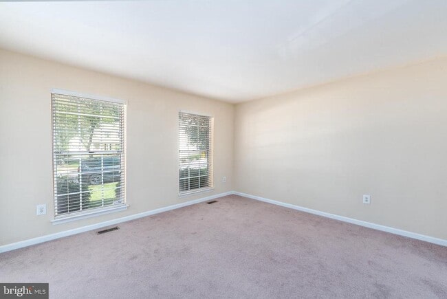 Photo - 8005 Silver Fox Dr