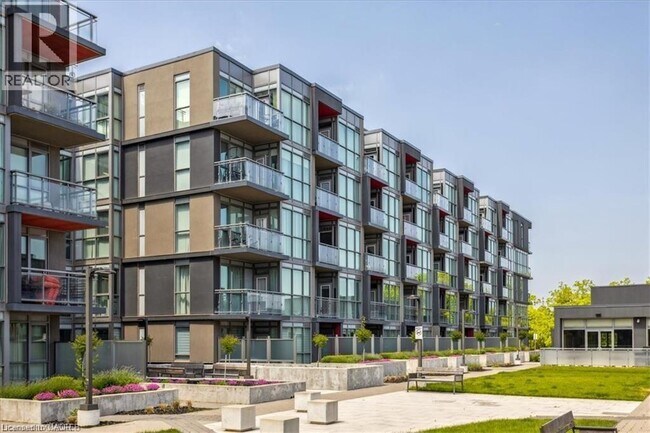 Photo - 5240 Dundas St Unit B617