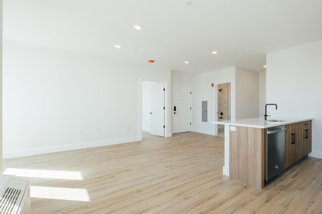 Photo - 67 Dr Martin Luther King Jr Blvd Unit 204