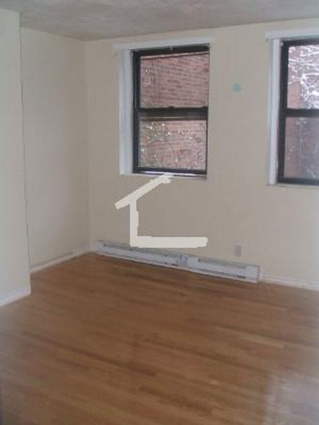 Photo - 20% off fee! Right by T and BU! Heat & H...