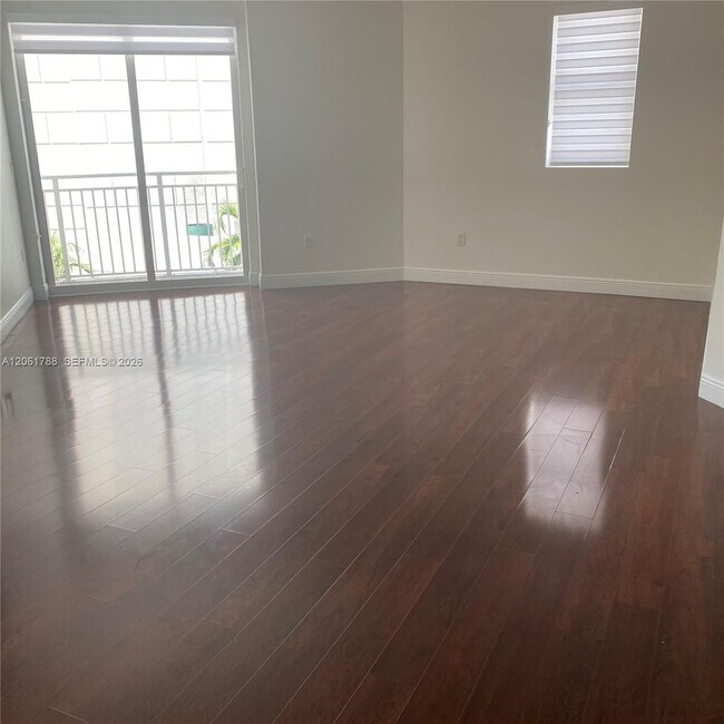 7275 SW 90th Way Unit 509