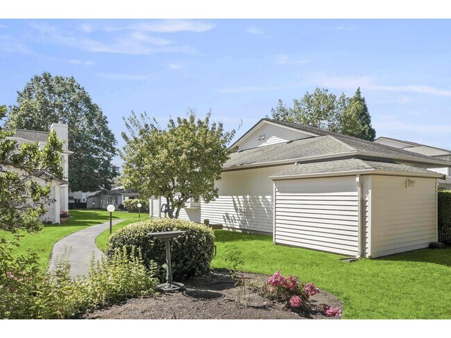 Photo - 12940-12917 17 Ave