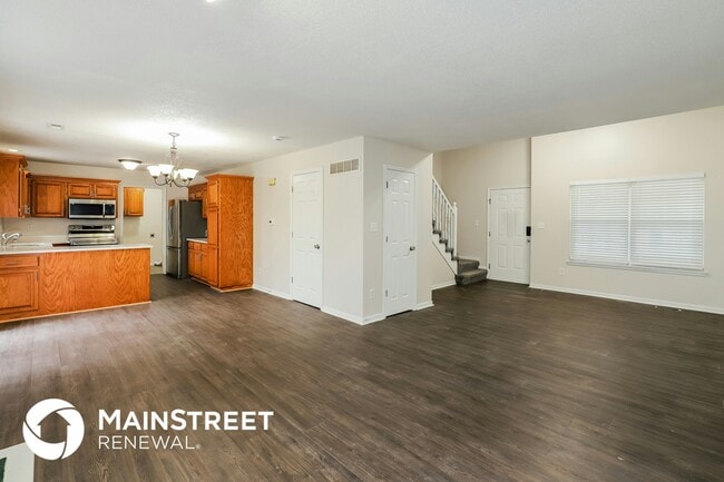 Photo - 1495 NW Yankee Dr