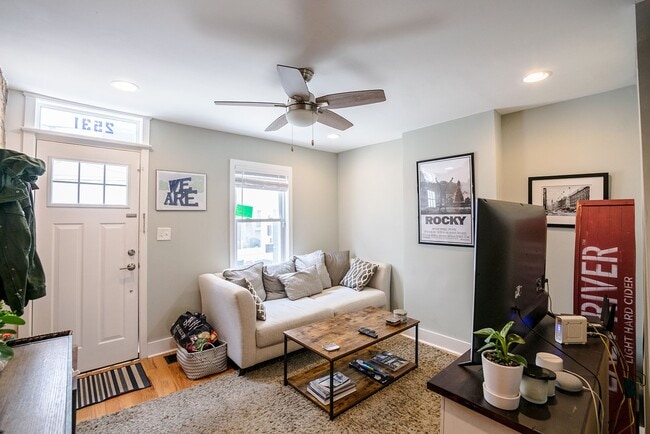 Photo - Charming Two Bedroom in Fishtown
