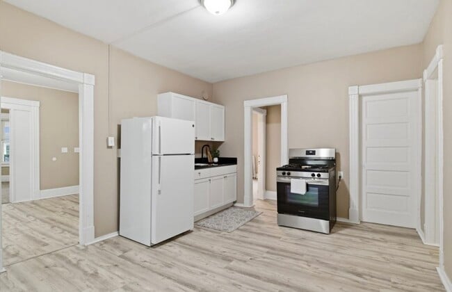 Photo - 57 Pomona St Unit 2