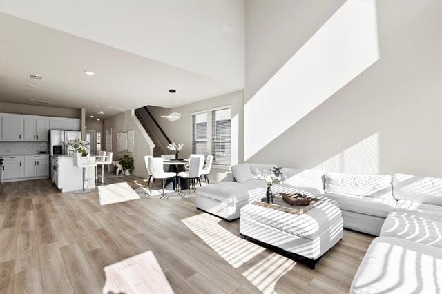 Photo - 615 Cottage Wood Dr