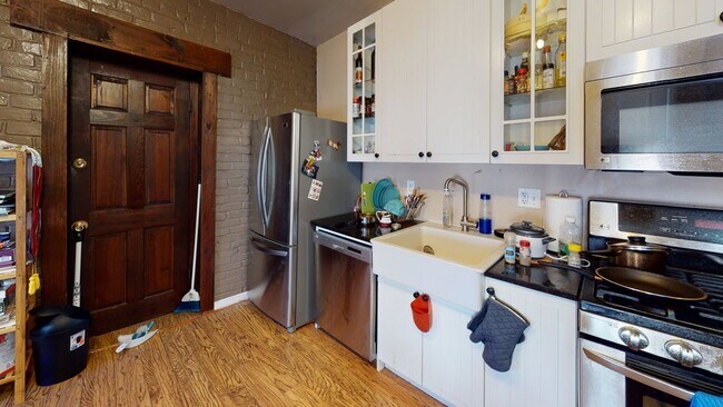 Photo - 47 Park Vale Ave