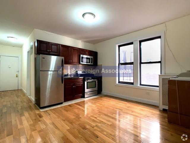 Building Photo - 2 bedroom in New York NY 10040 Unit 205 Rental