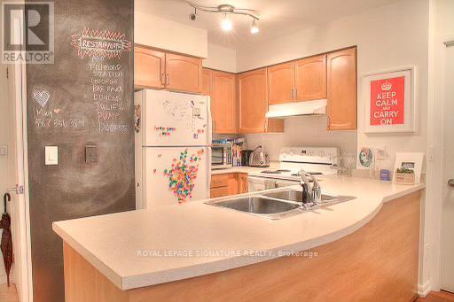 Photo - 219 Fort York Blvd Unité 401