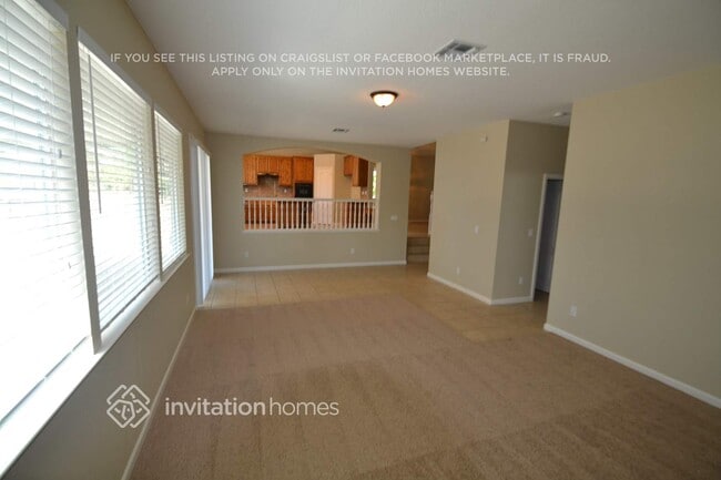 Photo - 1010 Malton Way