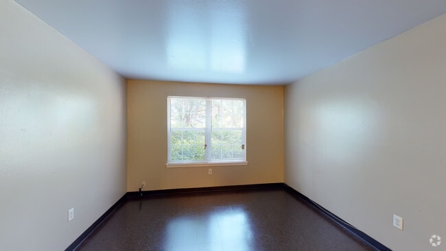 Living Area - Jefferson Manor