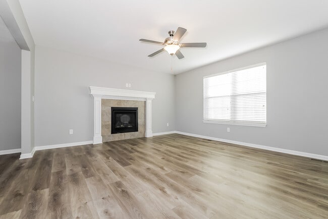 Fantastic 4bd/3ba home! Coming soon!