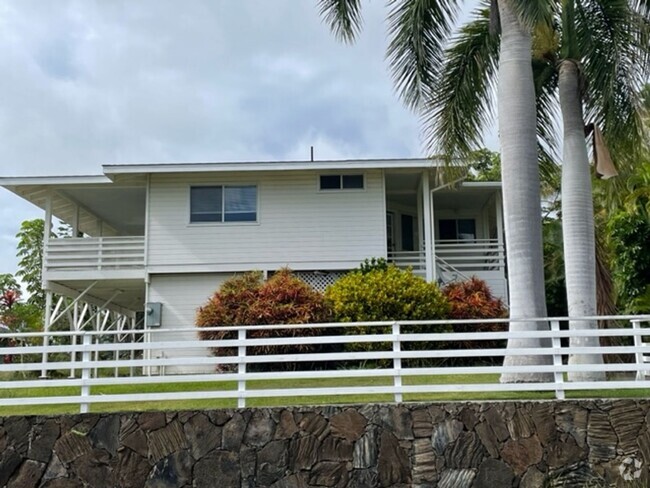 Building Photo - $3,500 / 3br - 3 Bedroom/2 Bath House (Kai...