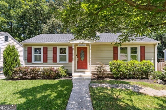 Building Photo - 1720 Cecile Ave SE