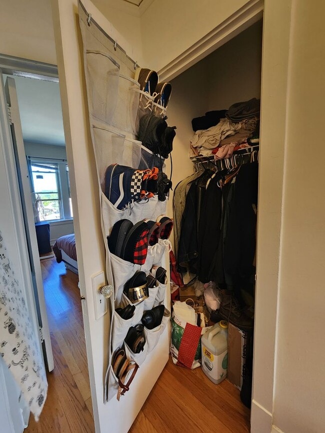 Photo - Spacious Updated 2 bed/1 bath in North Park Unidad 5205B-3