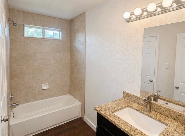 Photo - 6837 Larkstone St Unidad A
