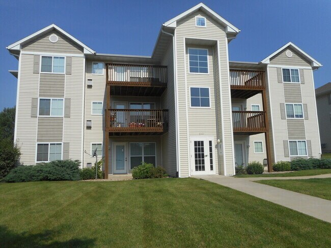 Photo - 6601 Creekside Dr NE Condo Unit 1