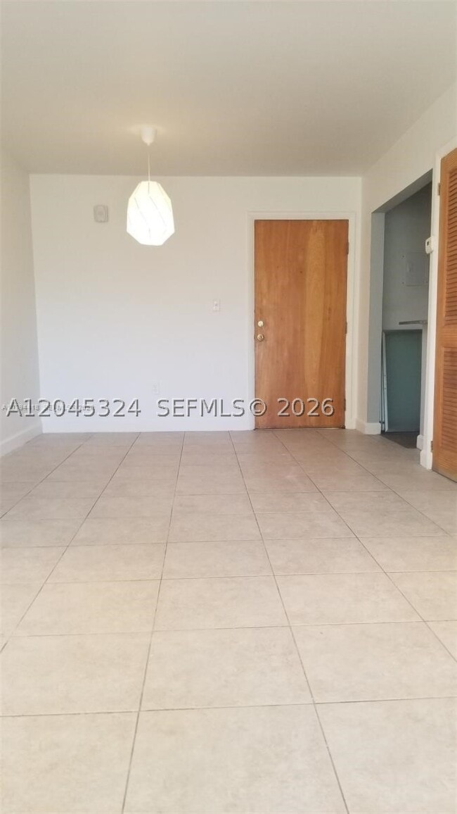 Photo - 645 NE 121st St Unit 306