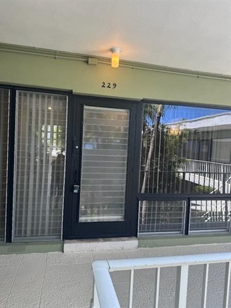 Building Photo - 1911 NE 8th Ct Unit 229 Rental