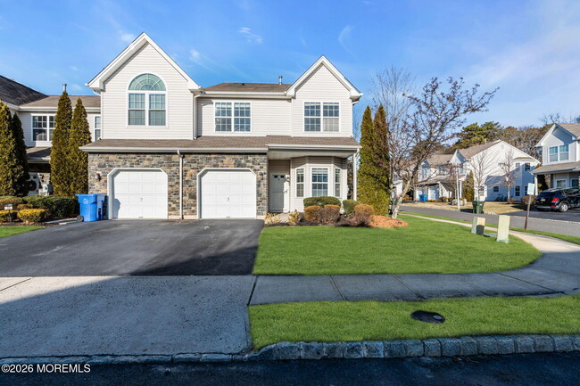 Photo - 40 Thistledown St