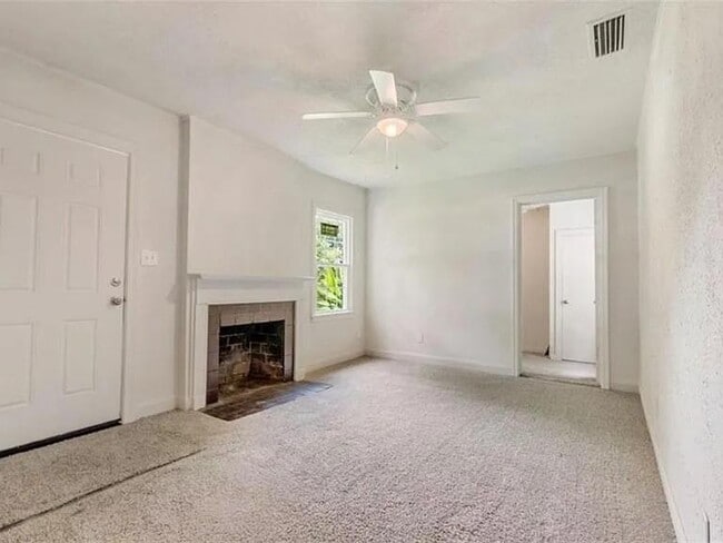 Photo - 2869 Ralston Rd