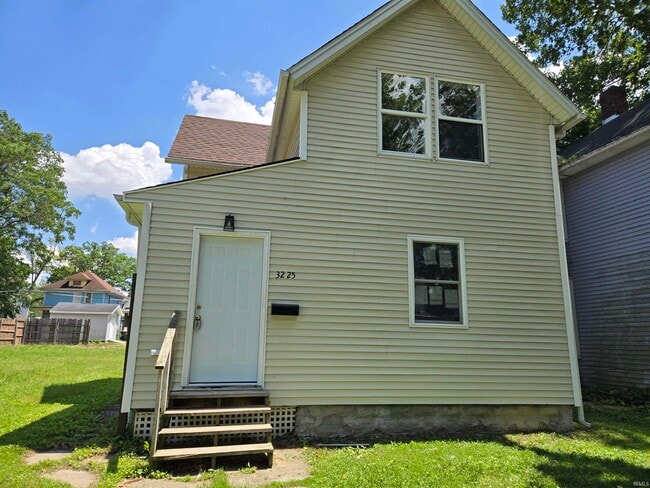 Building Photo - 3225 Dinnen Ave Rental