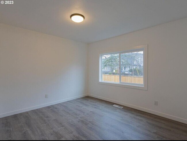 Photo - 212 N Blandena St Unit 212 N Blandena St B