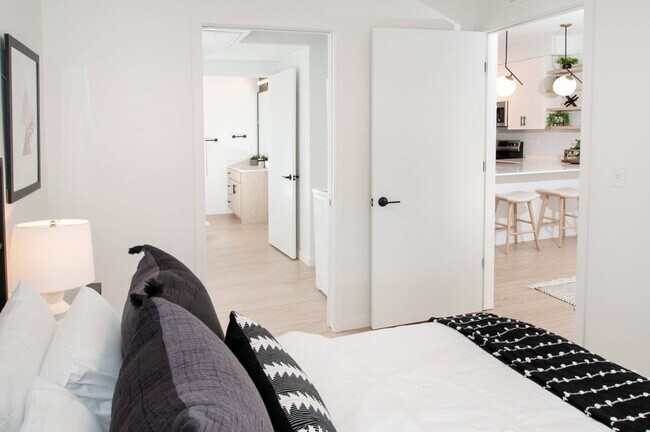 1 Bedroom - Nokomis - CityLine Apartments