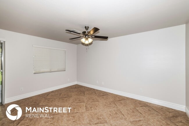 Photo - 11216 W College Dr