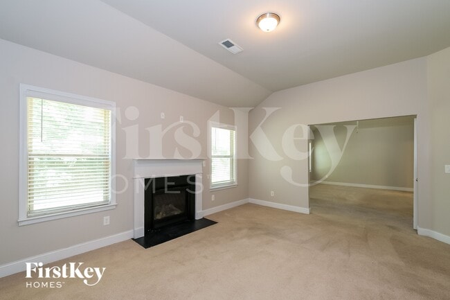 Photo - 325 Stonecreek Pkwy