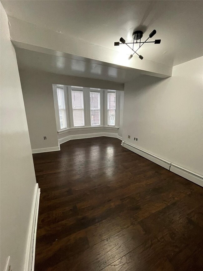 Photo - 287 Grand St Apartment