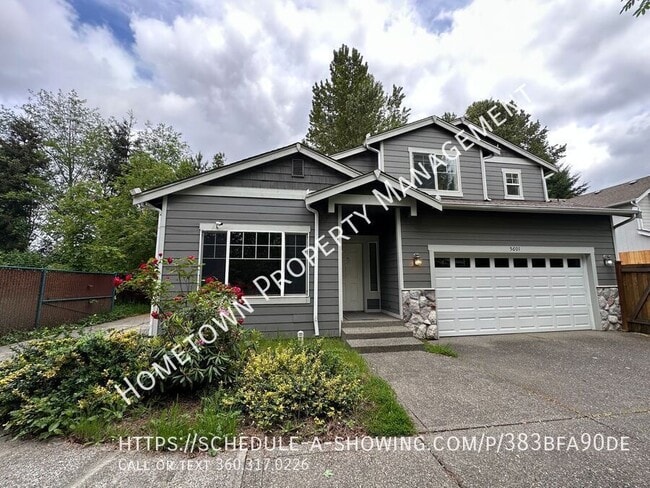 Building Photo - 5601 Pasinetti St
