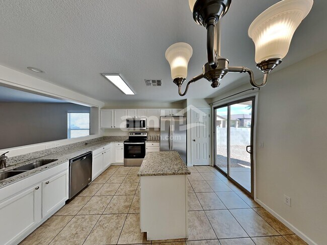 Photo - 21 West Calle Guija