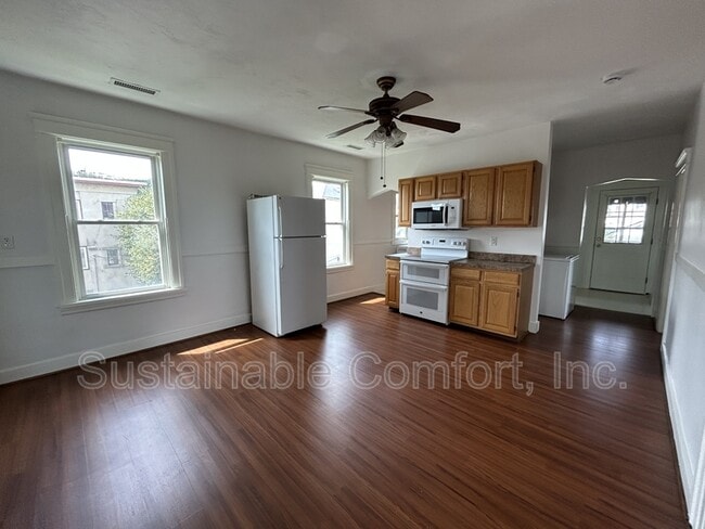 Building Photo - 3 Imperial Pl Rental